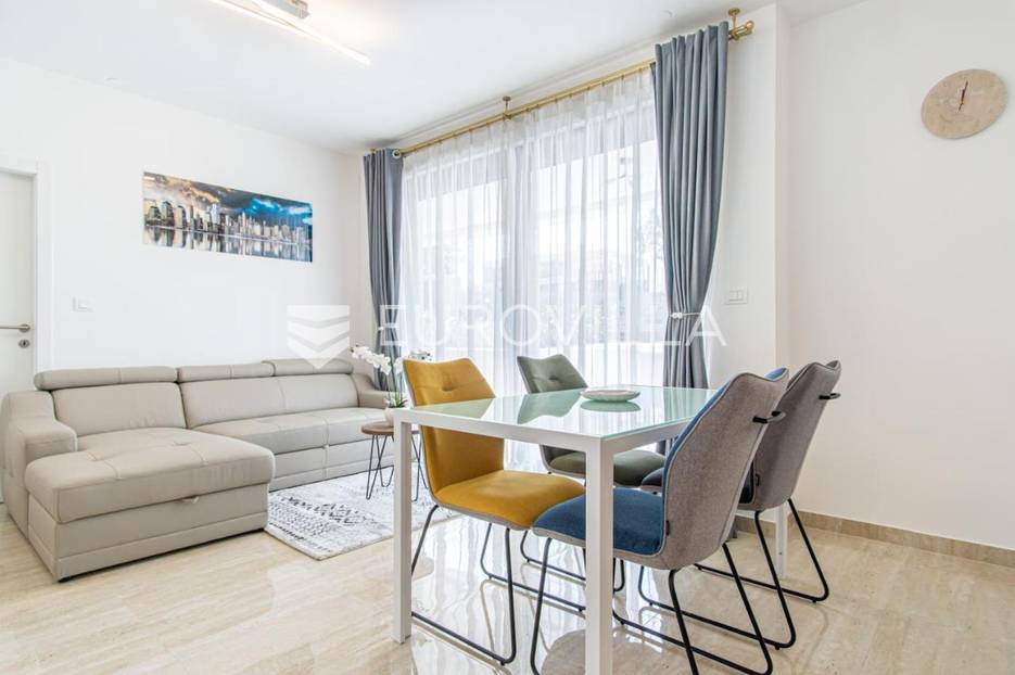 Appartamento In vendita - Splitsko-dalmatinska Split