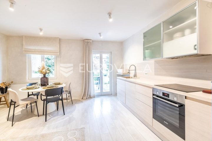 Appartamento in vendita 120 m² – Črnomerec