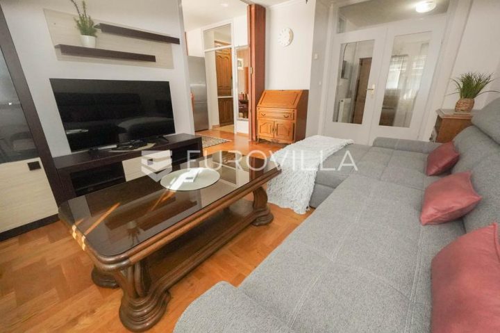 Flat for sale 60 m² – Bulevar