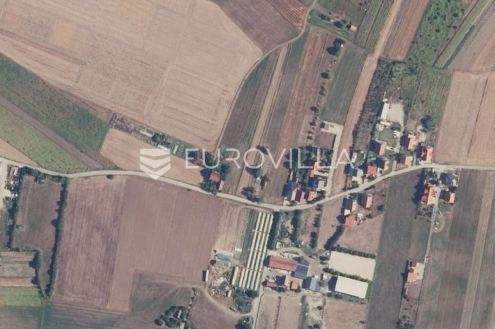 Pozemok na predaj 2174 m² – Donji Stupnik