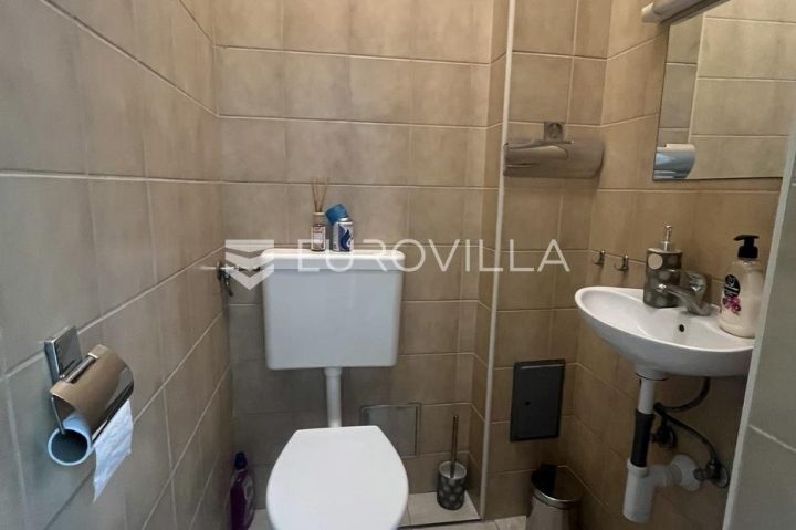 Poslovni prostori Naprodaj - Brodsko-posavska Slavonski Brod - foto 3/3