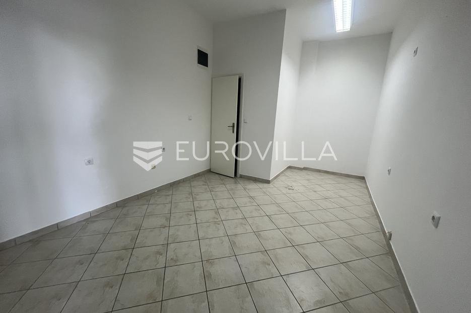 Locaux commerciaux À vendre - Brodsko-posavska Slavonski Brod