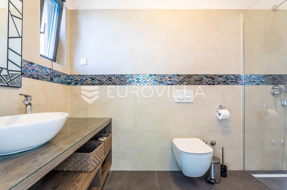 House For sale - Splitsko-dalmatinska Podstrana