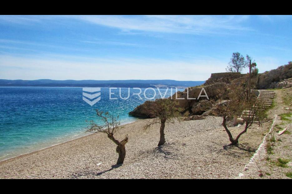 Zemljište Na prodaju -  Omiš