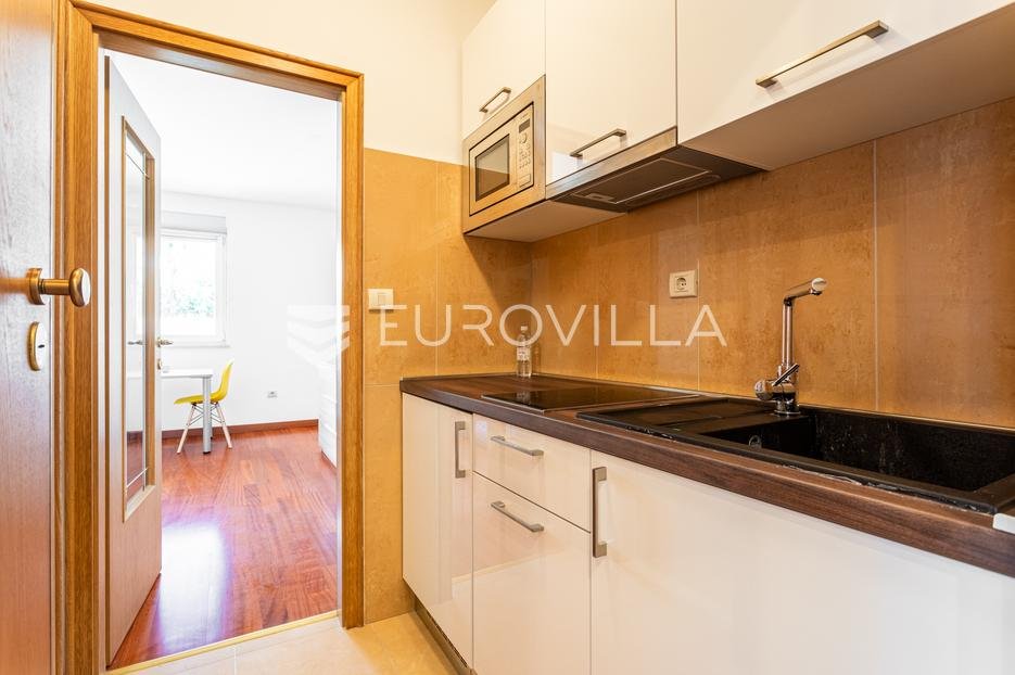 Flat For sale - Splitsko-dalmatinska Split