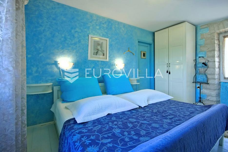 Kuća Na prodaju -  Poreč