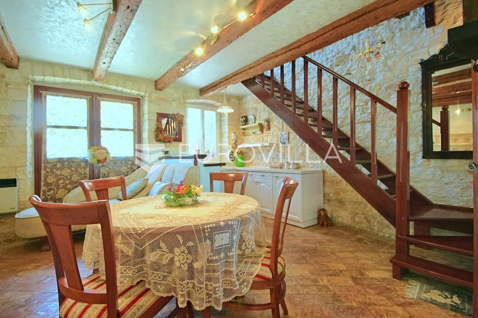Kuća Na prodaju -  Poreč