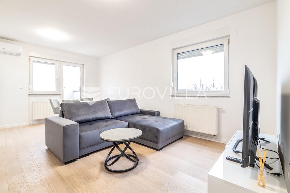 Appartement À vendre - Grad Zagreb Stenjevec - foto 2/6
