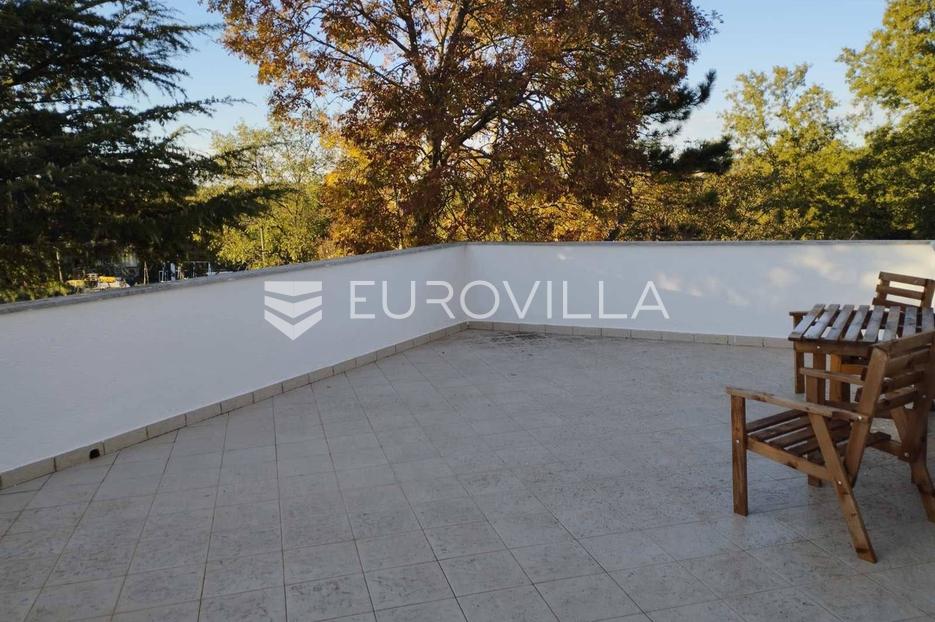 Kuća Na prodaju -  Poreč