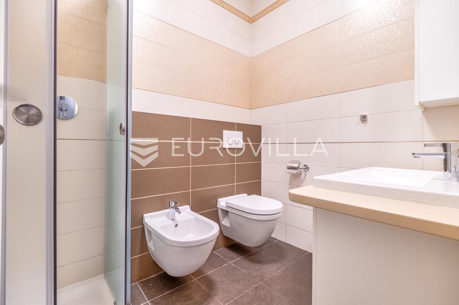 Apartma Na predaj - Grad Zagreb Maksimir