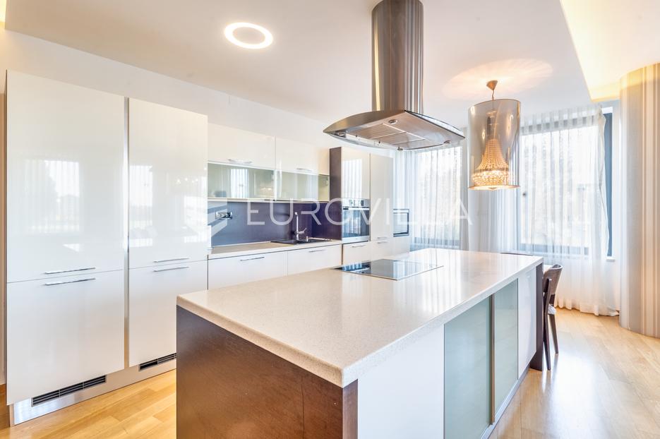 Apartma Na predaj - Grad Zagreb Maksimir - foto 4/12