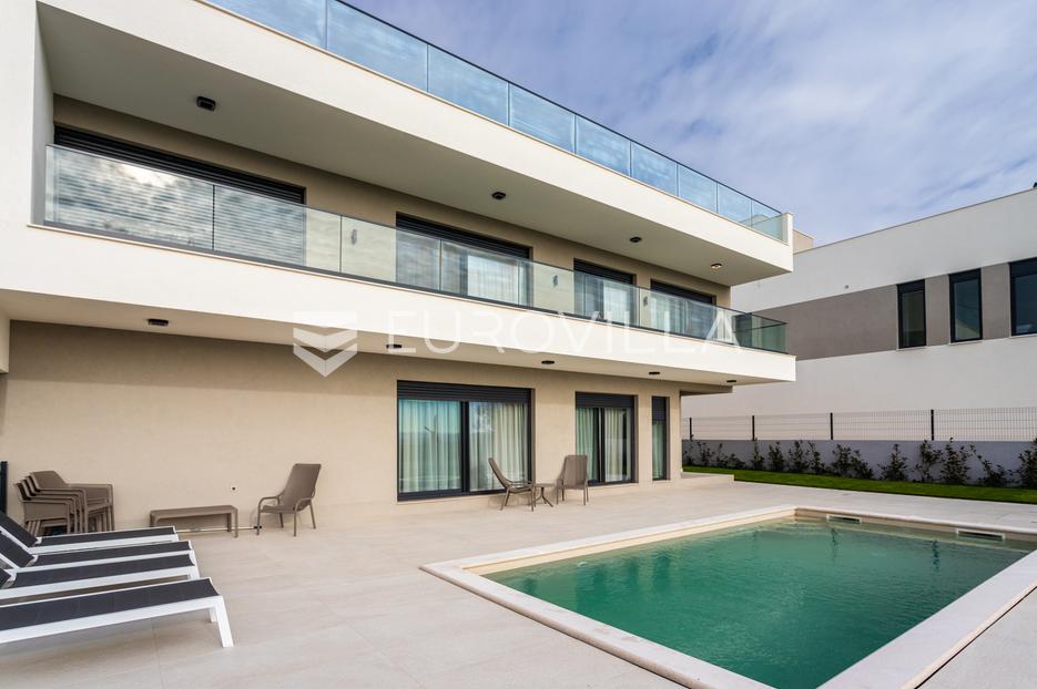 Maison À vendre -  Kaštela