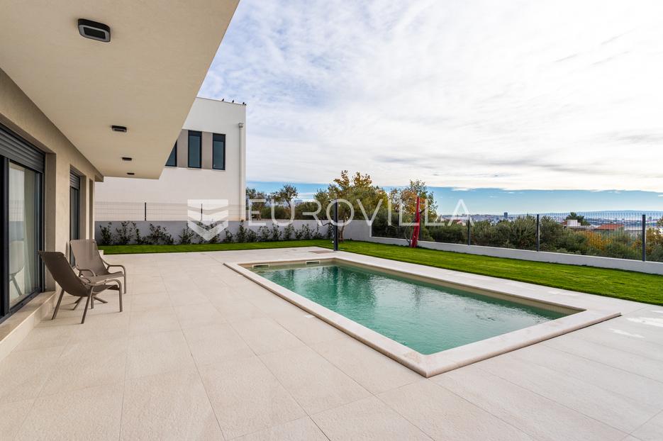 Maison À vendre -  Kaštela