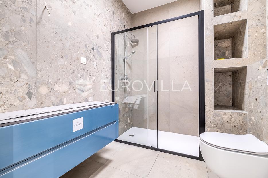 Business premises For sale -  Maksimir