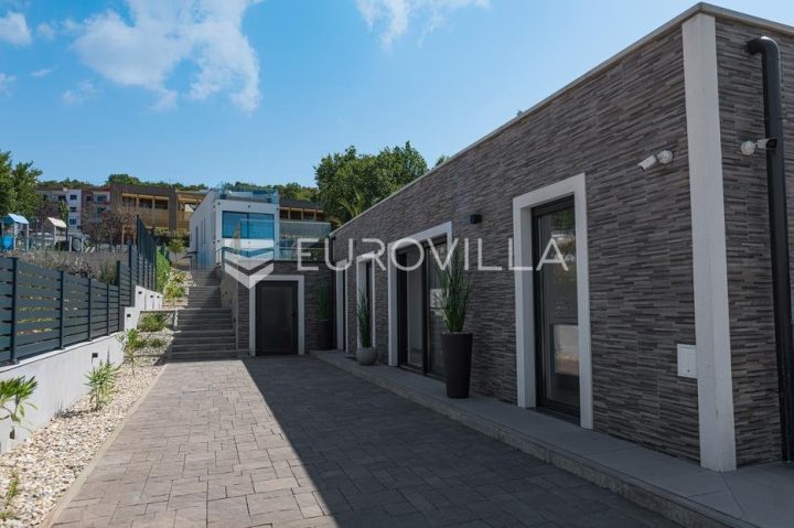 Haus Zu verkaufen - Primorsko-goranska Kostrena - foto 3/47