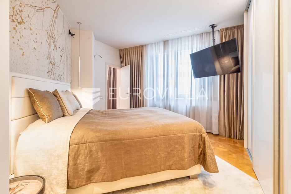 Flat For sale -  Donji Grad