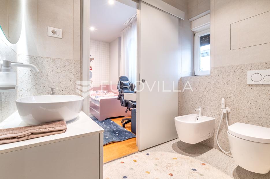 Apartma Naprodaj - Grad Zagreb Donji Grad