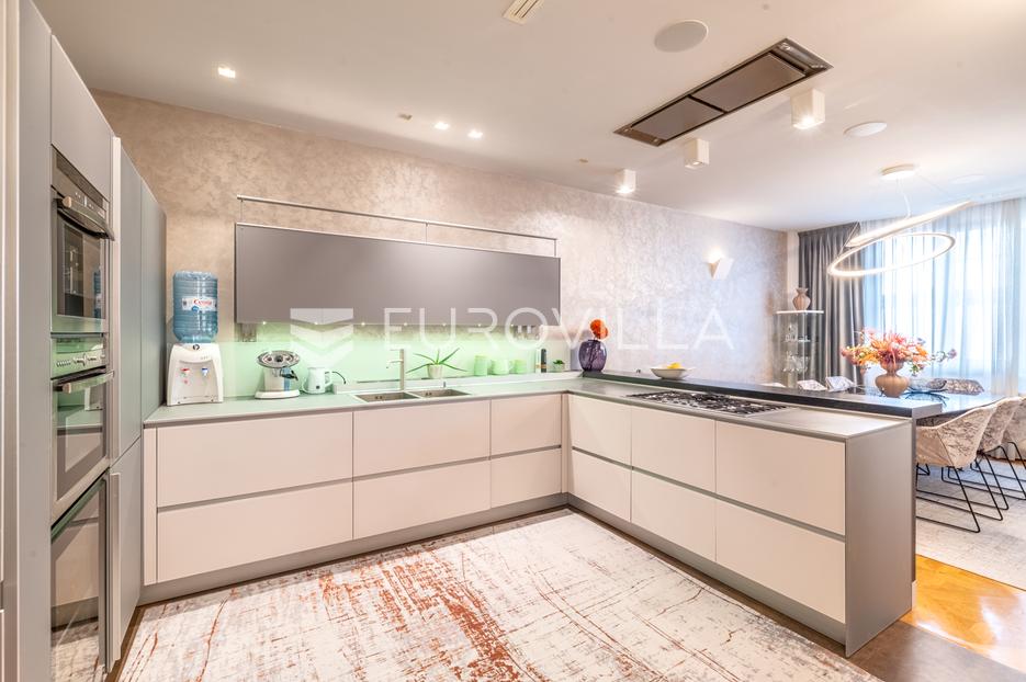 Flat For sale - Donji Grad - foto 5/16