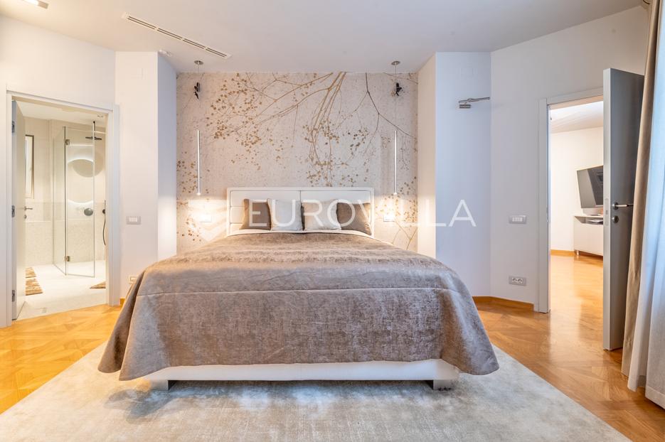 Flat For sale -  Donji Grad