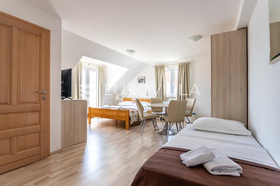 Hotel Na prodej -  Bol