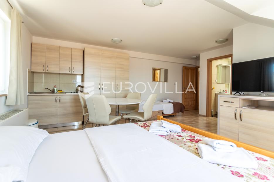 Hotel Na prodej -  Bol