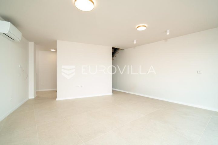 Apartment Zu verkaufen - Privlaka - foto 2/13