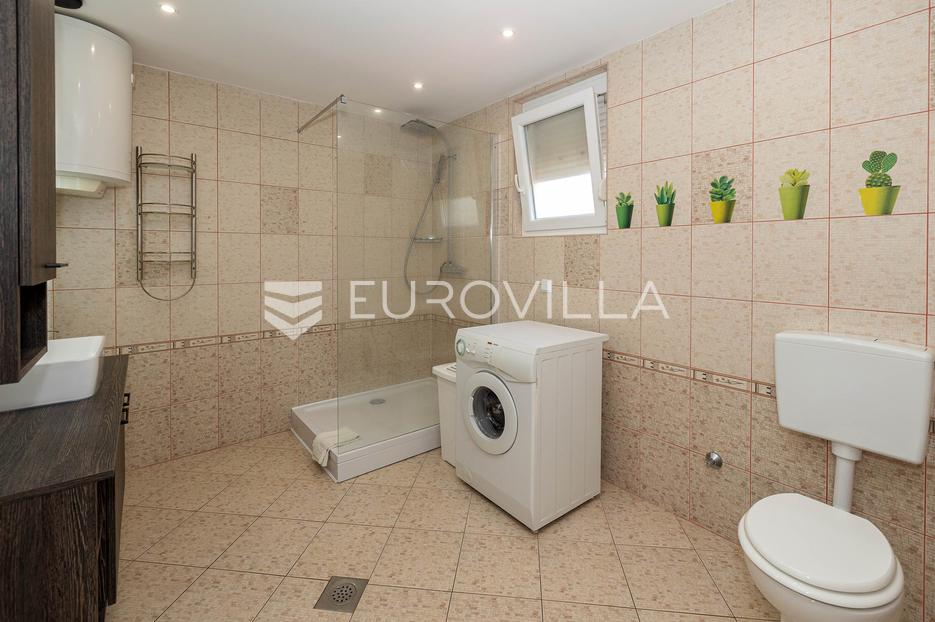 Maison À vendre -  Crikvenica