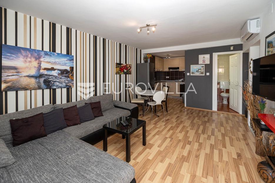 Maison À vendre -  Crikvenica