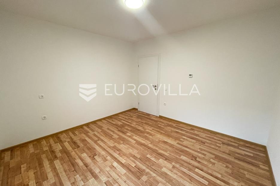 Hiša Na predaj - Osječko-baranjska Donji Miholjac
