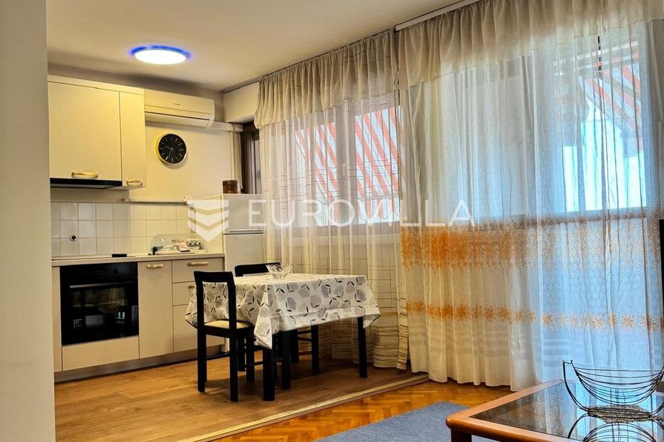 Flat For sale - Splitsko-dalmatinska Split - foto 1/7