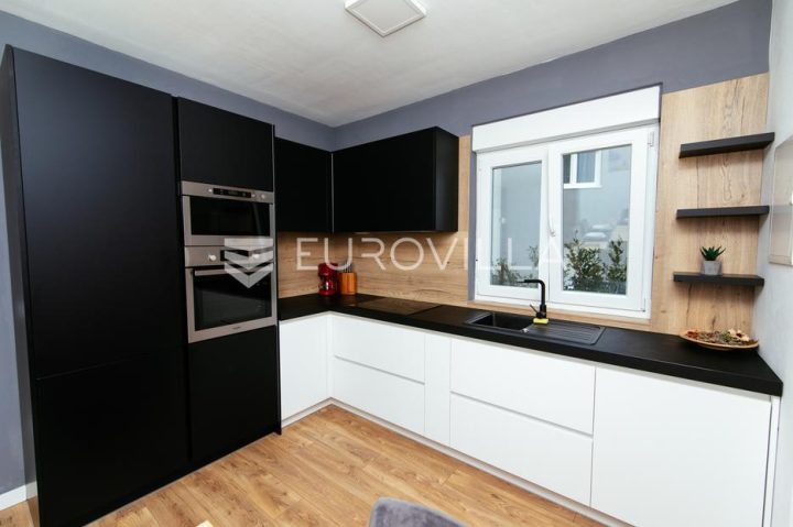 House For sale - šibensko-kninska šibenik - Okolica - foto 5/34