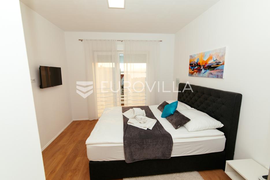 Casa In vendita -  Šibenik - Okolica