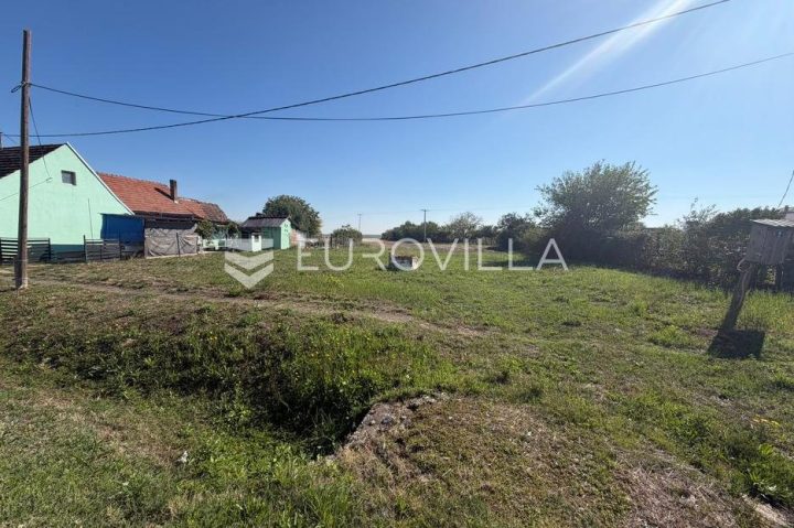 Terrain à vendre 6766 m² – Drenje