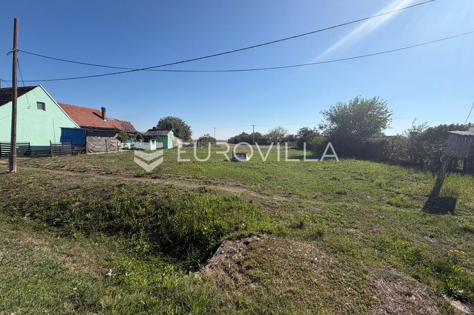 Terrain À vendre - Osječko-baranjska Drenje - foto 1/1