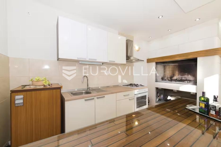 Maison À vendre -  Kaštela