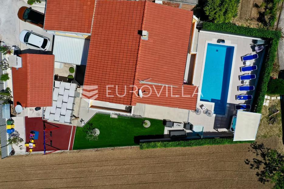 Maison À vendre -  Kaštela