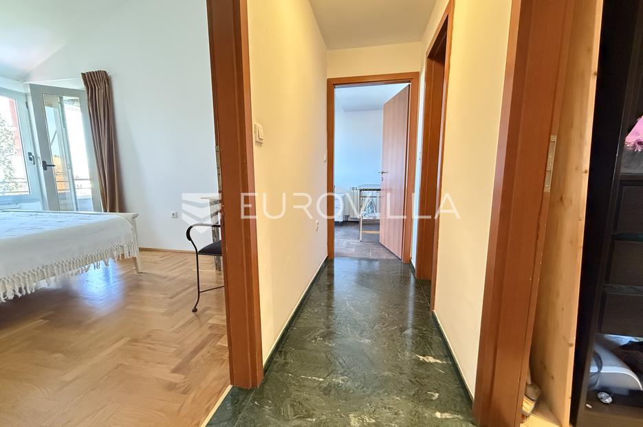 Apartment Zu verkaufen -  Pula