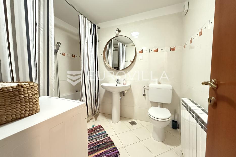 Apartment Zu verkaufen -  Pula