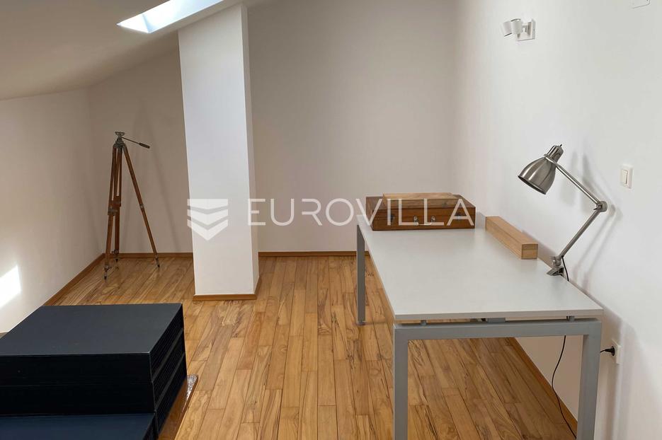 Apartment Zu verkaufen -  Pula