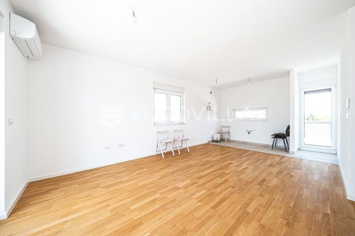 Apartma Naprodaj - Zagrebačka Samobor - Okolica - foto 2/13