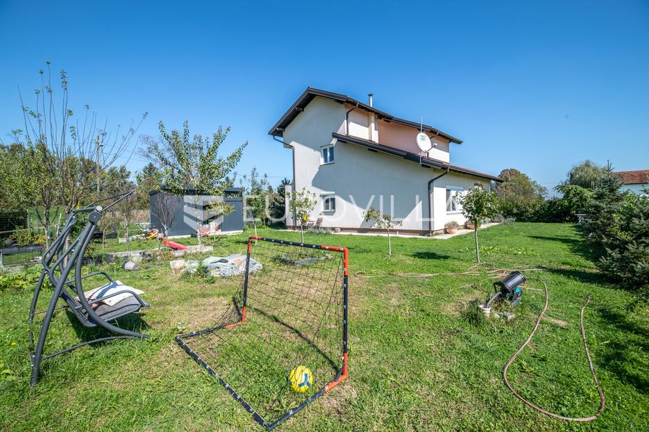 House For sale - Zagrebačka Rugvica