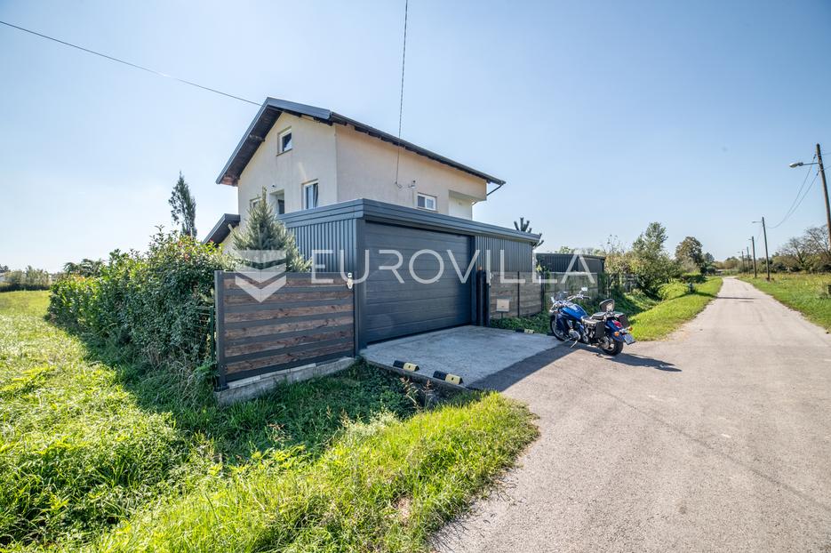 House For sale - Zagrebačka Rugvica
