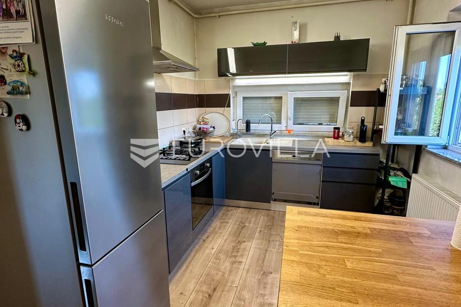 House For sale - Zagrebačka Rugvica - foto 4/15