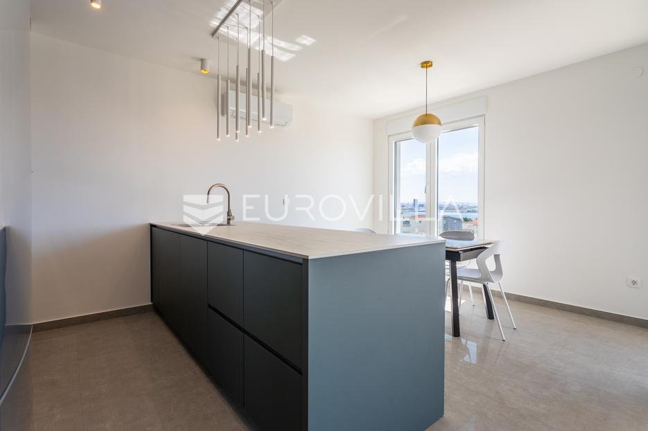 Appartement À vendre - Splitsko-dalmatinska Kaštela - foto 5/15