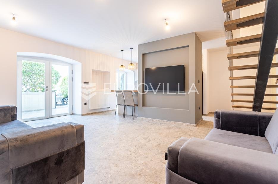 House For sale - Splitsko-dalmatinska Selca
