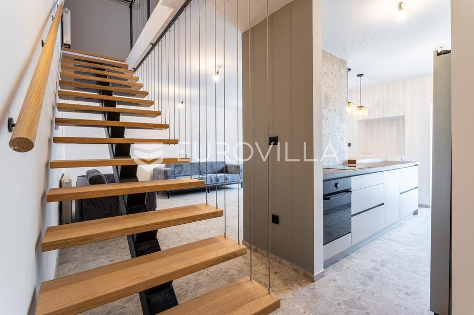 House For sale - Splitsko-dalmatinska Selca