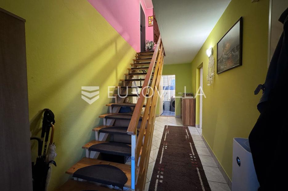 House For sale - Osječko-baranjska Đakovo