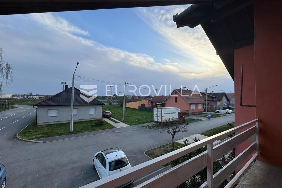 House For sale - Osječko-baranjska Đakovo
