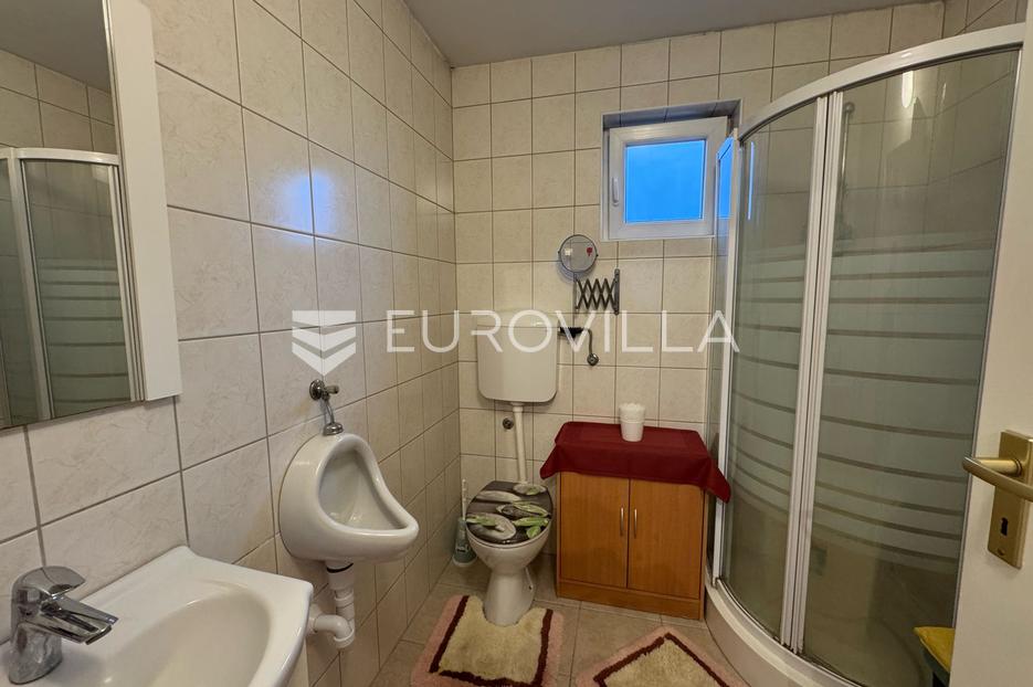 House For sale - Osječko-baranjska Đakovo