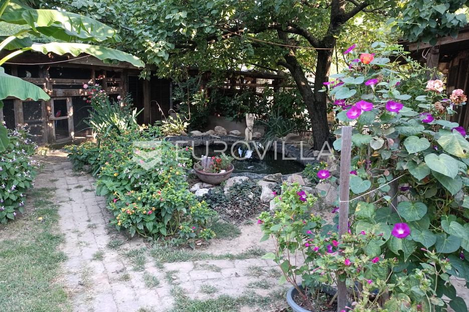 House For sale - Osječko-baranjska Đakovo